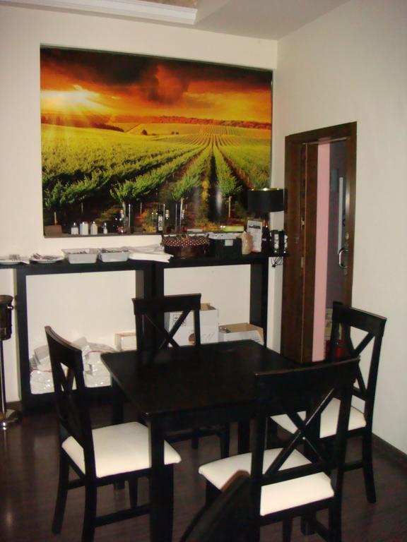 Hotel Leon Tierra De Vinos La Palma Del Condado Buitenkant foto