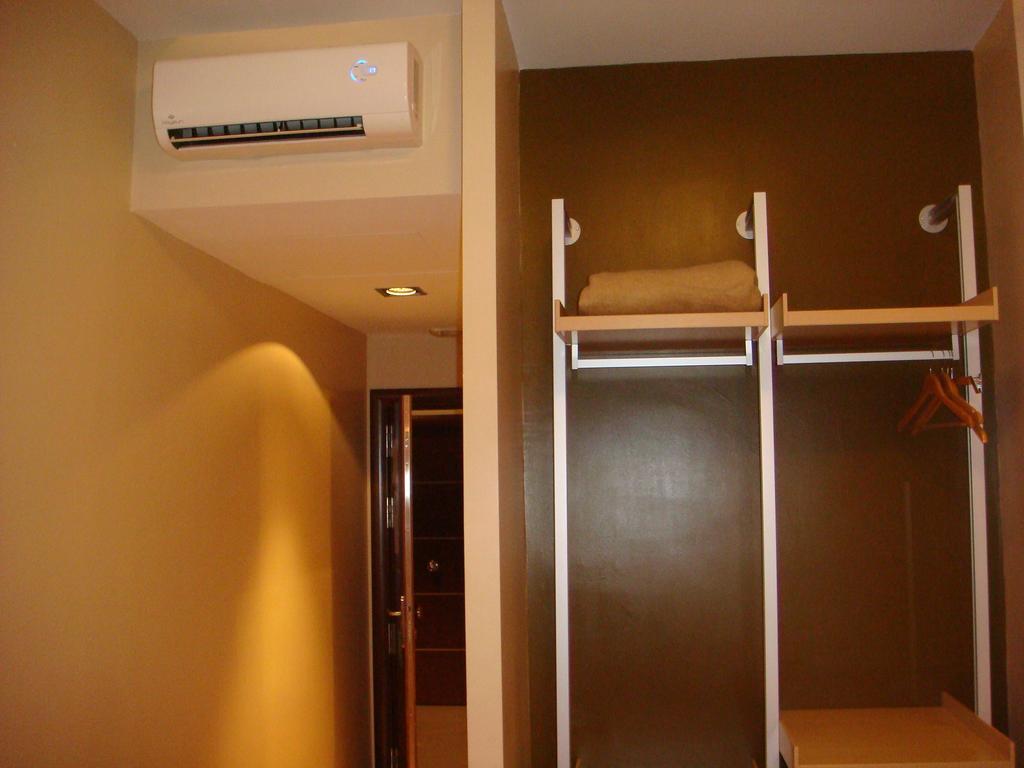 Hotel Leon Tierra De Vinos La Palma Del Condado Kamer foto